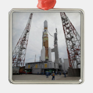 Die H-IIB Rakete auf der Abschussrampe Silbernes Ornament
