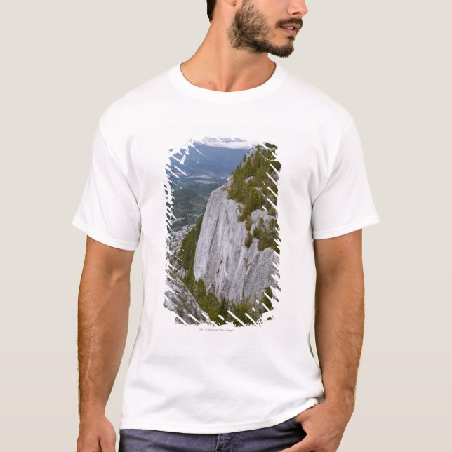 Die "Haupt" Arial Ansicht in Squamish T-Shirt (Vorderseite)