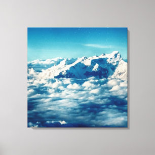Die Himalaya-Berge in Wolken Blauer Himmel Leinwanddruck