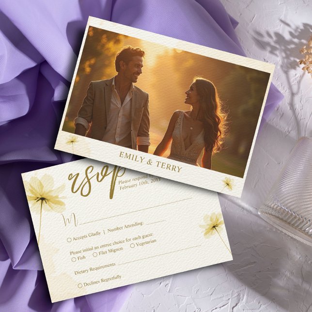 Die Hochzeit des Goldenen Stunde mit Blumen und Gr RSVP Karte (Von Creator hochgeladen)