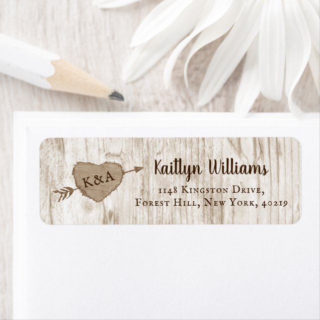 Die Hochzeitskollektion des Carved Heart Tree (Insitu)