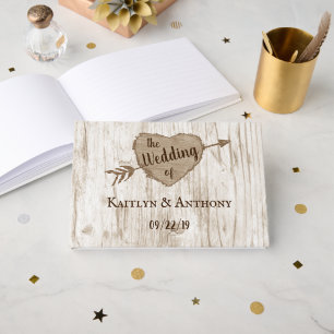 Die Hochzeitskollektion des Carved Heart Tree Gästebuch