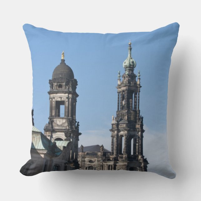 Die Hofkirche (Kirche des Gerichtshofes) Dresden Kissen (Vorderseite)