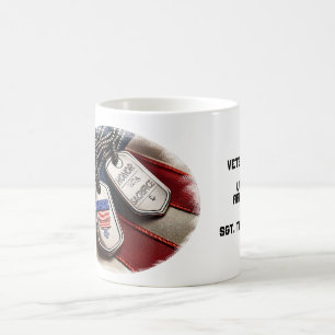 Die Hundemarken und Flagge der Vereinigten Staaten Kaffeetasse