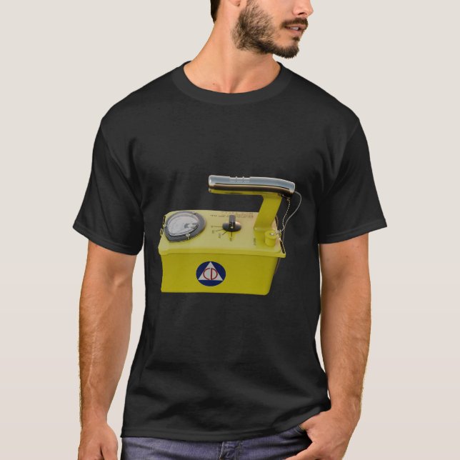 Die Iconic CD V-700 Geiger Counter T-Shirt (Vorderseite)