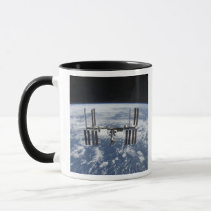 Die internationale Weltraumstation in der Bahn Tasse