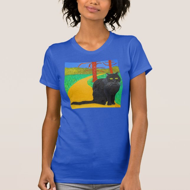 Die Irina die Katze, die aus das Holz herauskommt T-Shirt (Vorderseite)