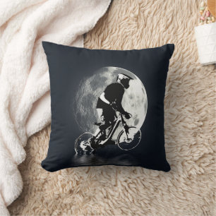 Die Jagd auf den Mond - Mountainbiker Kissen