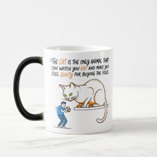 Die Katze ist das einzige Tier, das dir beim Essen Verwandlungstasse