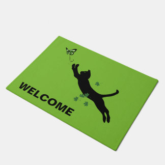 Die Katze u. der Schmetterling Fußmatte