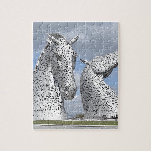 die Kelpies, Schneckenpark, Falkirk, Schottland (Vertikal)