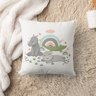 Die Kissen sind mit einer lustigen Illustration de
