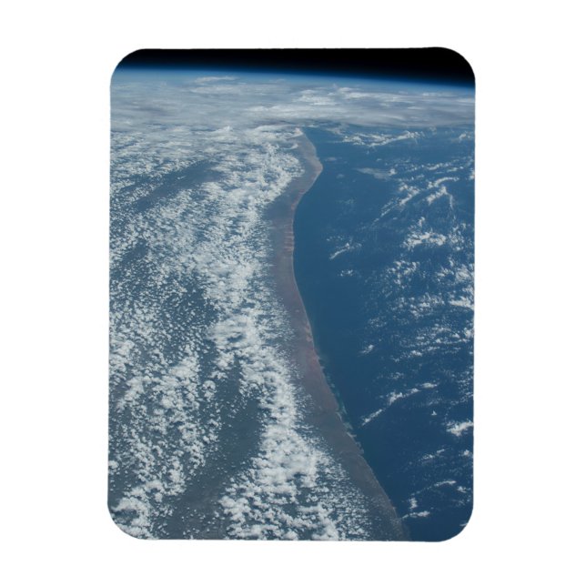 Die Küste des Indischen Ozeans in Kenia und Somali Magnet (Vertikal)