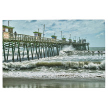 Die Küste unter der Bucht Pier Beach