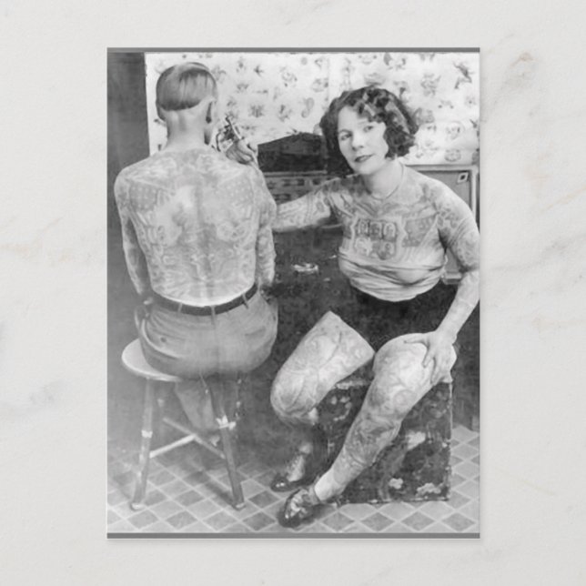 Die Lady Tattoo Artist Postkarte (Vorderseite)