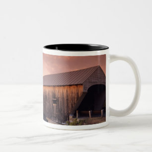 Die längste überdachte Brücke in den Vereinigte Zweifarbige Tasse
