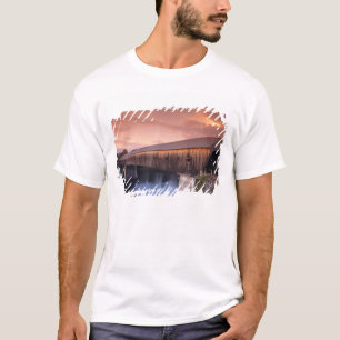 Die längste überdachte Brücke in den Vereinigten S T-Shirt