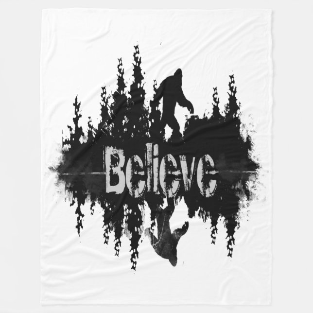 Die Legende Sasquatch, Big Foot Lake Reflection Fleecedecke (Vorderseite)