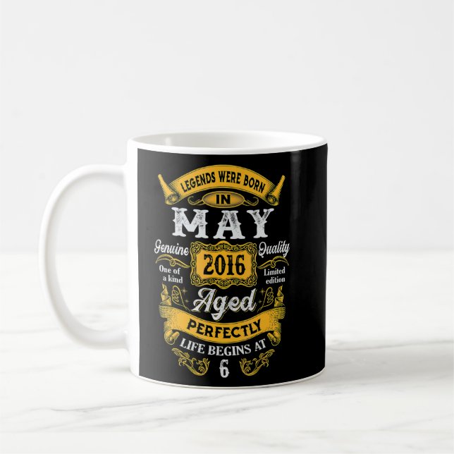 Die Legenden wurden im Mai 2016 in der 6. Quarantä Kaffeetasse (Links)