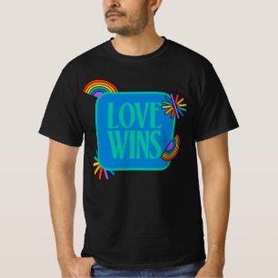 Die Liebe gewinnt. Gay Regenbogen Lgbtq T - Shirt
