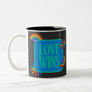 Die Liebe gewinnt. Gay Regenbogen lgbtq Zweifarbige Tasse