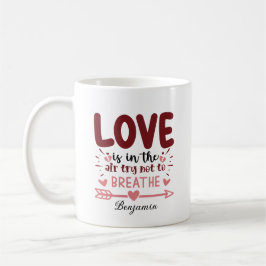 Die Liebe ist in der Luft versuchen, den Valentins Kaffeetasse