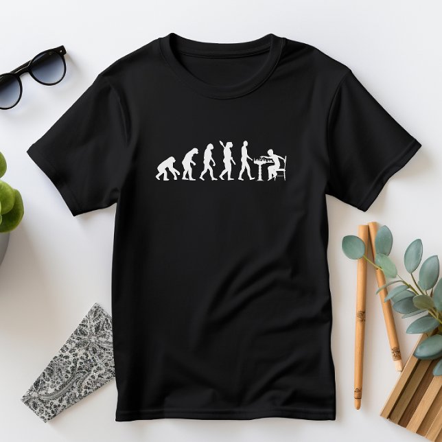 Die lustige Evolution des Mannes, der Schach-Strat T-Shirt (Von Creator hochgeladen)