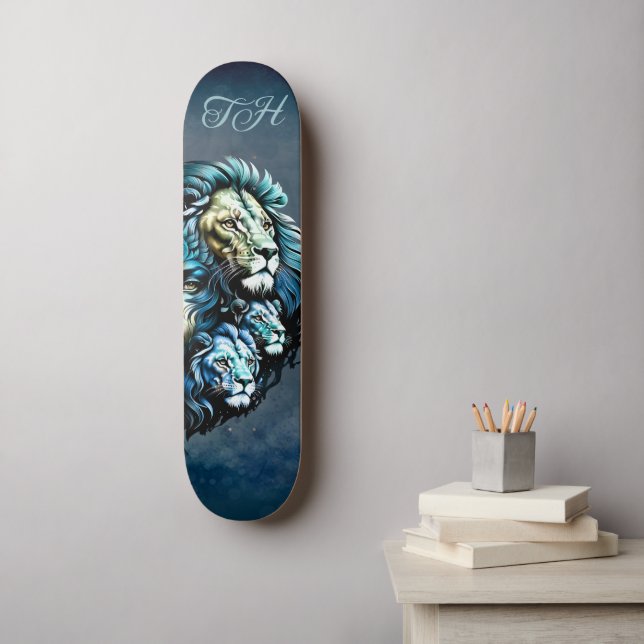 Die mächtige Gegenwart der Löwen Skateboard (Wandkunst)