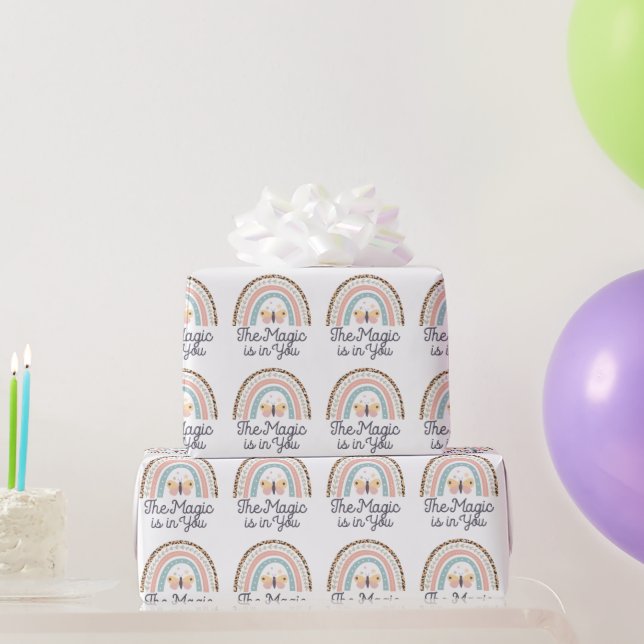 Die Magie ist in deinem Regenbogenschmetterling Geschenkpapier (Partygeschenke)
