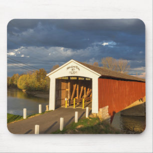 Die Medora Covered Bridge, erbaut 1875 Mousepad