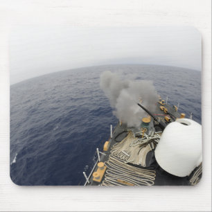 Die MK-75 76mm Kanone Mousepad