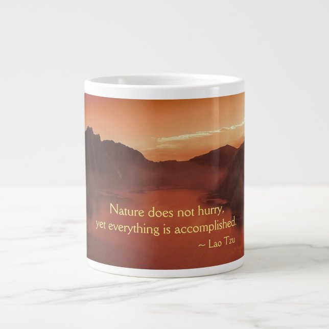 Die Natur eilt nicht auf die Jumbo-Tasse (Vorderseite)