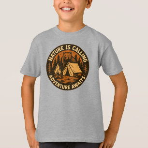 Die Natur ruft. Abenteuer erwartet! Inspirierend T-Shirt