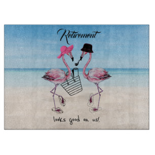 Die Pensionierung steht uns gut! Flamingo am Stran Schneidebrett