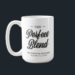 Die perfekte Blend-Kaffee-Hochzeitsgeschenk-Tasse Kaffeetasse<br><div class="desc">Die perfekte Mischung. Fügen Sie Ihrer Hochzeit oder Ihrem Brautparty eine lustige Touch von Farbe und einzigartigem Stil hinzu. Eine Brautparty Gunst Tasche ist eine gute Ergänzung zur Party Planung. Diese einzigartigen Taschen werden leicht als Geschenk verwendet und können als schöne Dekoration an Ihrem Hochzeitsempfang oder Brautparty dienen. Der perfekte...</div>