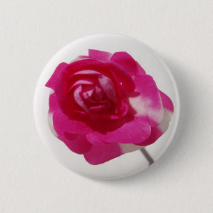 Die perfekte Lapel-Rose Button