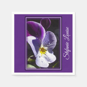 Die perfekte Viola-Blume Serviette