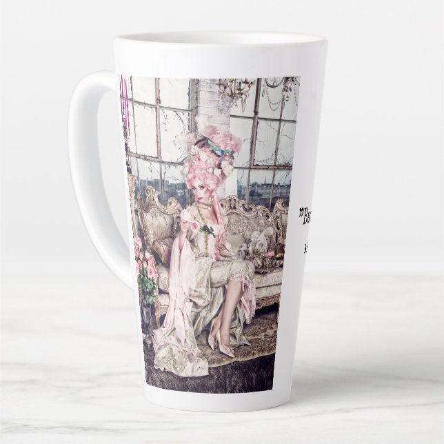 Die Pink Lady Tasse passt zu einer Königin (Linke Ecke)