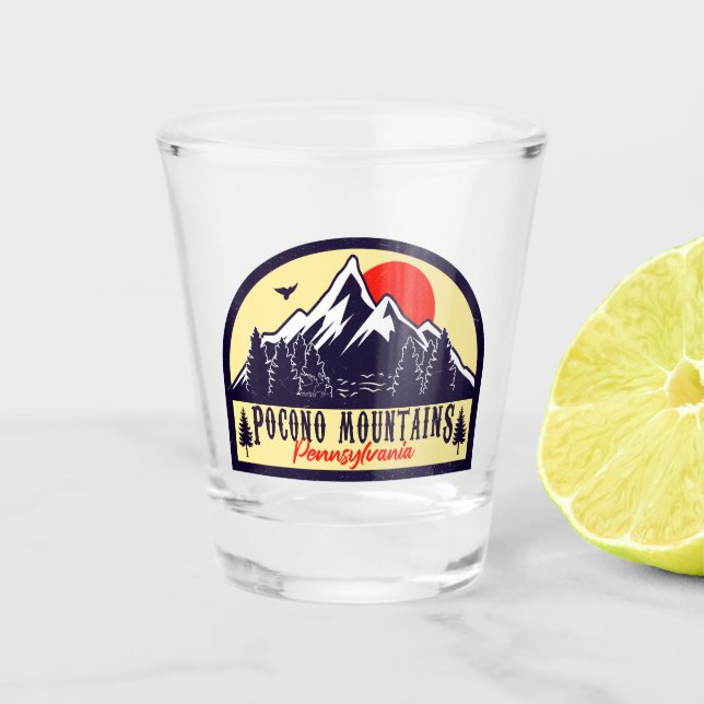 Die Poconos Pennsylvania PA Berggeschenk Retro Schnapsglas (Vorderseite)