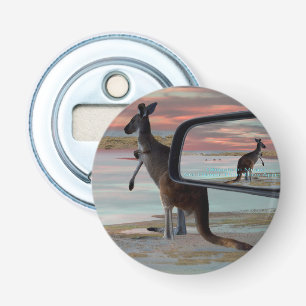 "Die Reflektionen der Wildnis: Ein Kangaroo am Str Flaschenöffner