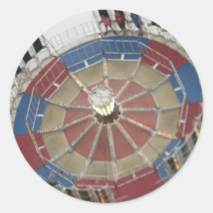 Die Roundup Amusment Park Ride Runder Aufkleber