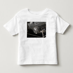 Die Ruhe n der internationalen Weltraumstation Kleinkind T-shirt