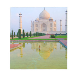 Die ruhige friedliche Weltberühmte Taj Mahal bei Notizblock
