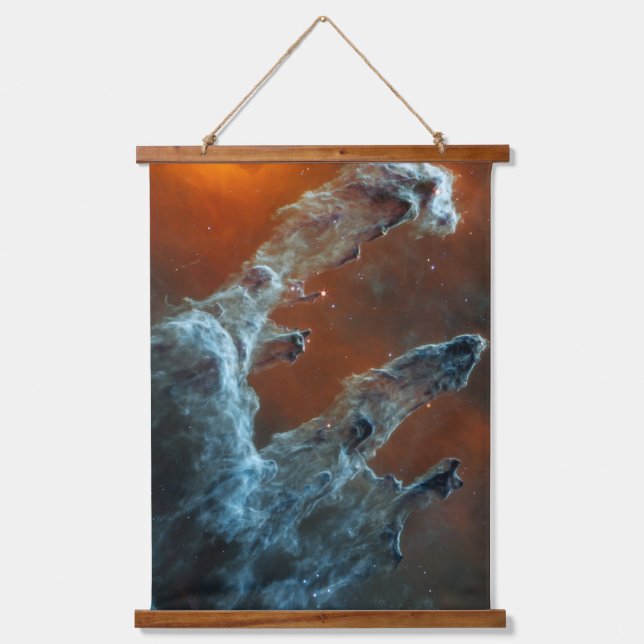 Die Säulen der Schöpfung wurden mittendrin. Wandteppich Mit Holzrahmen (Vorderseite)