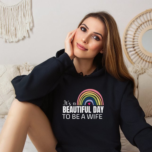 Die schöne Ehefrau Rainbow Black Hoodie (Von Creator hochgeladen)