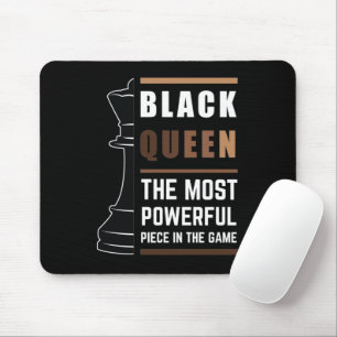 Die schwarze Königin, die mächtigste Figur im Spie Mousepad
