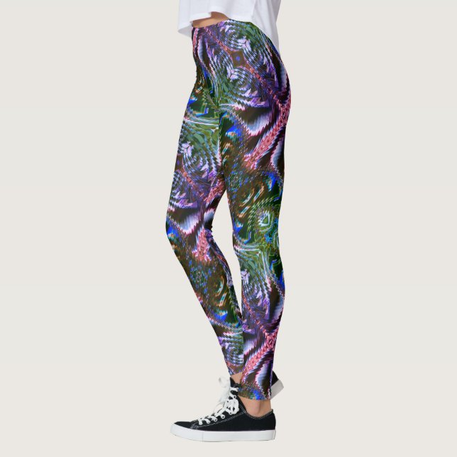 Die seltsame "Stick Design" aus Zickzag Leggings (Links)