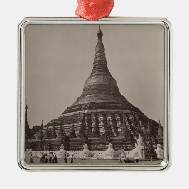 Die Shwedagon Pagode in Rangun, Birma, c.1860 Silbernes Ornament (Vorne)