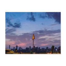 Die Skyline von Mumbai in der Dämmerung