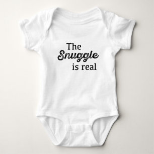 Die Snuggle ist echt lustig Baby Strampler